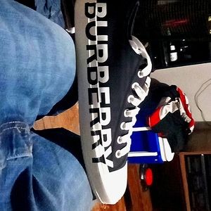 Burberry London England sneakers
